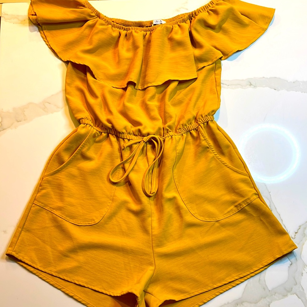 Cute mustard romper